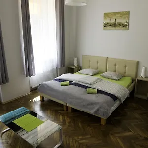 Dream Hostel&apartments Hostel